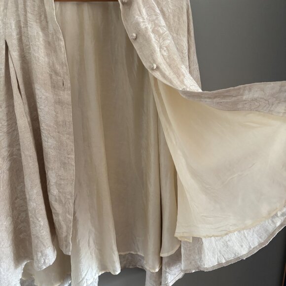Ecru Linen + Silk Flouncy Blouse - Picture 9 of 11